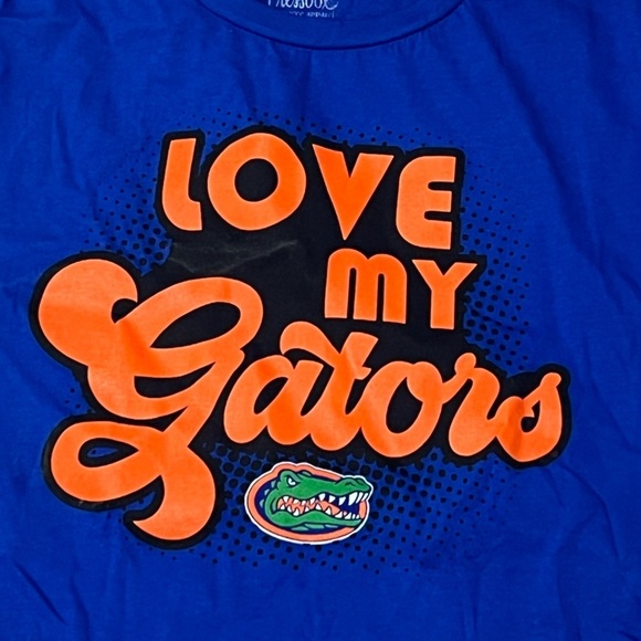 Florida Gators University NCAA Collegiate Womens Sports SOFT Tshirt - Picture 3 of 4
